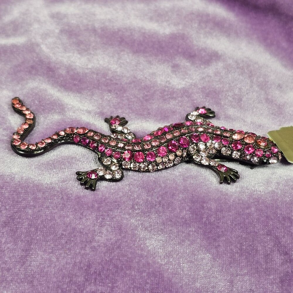 Chicos NWT Gecko Lizard Rhinestone Brooch Pink NEW - Picture 4 of 6